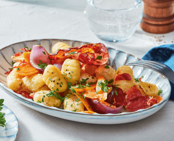 Gnocchi mit Rahmkarotten und Schinken