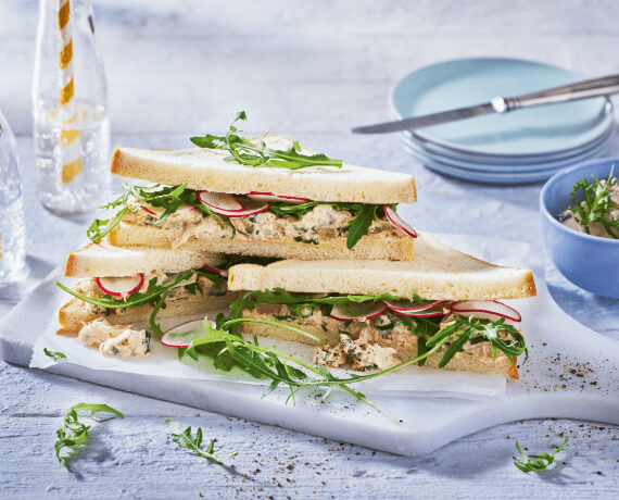 Sandwiches mit Thunfischcreme