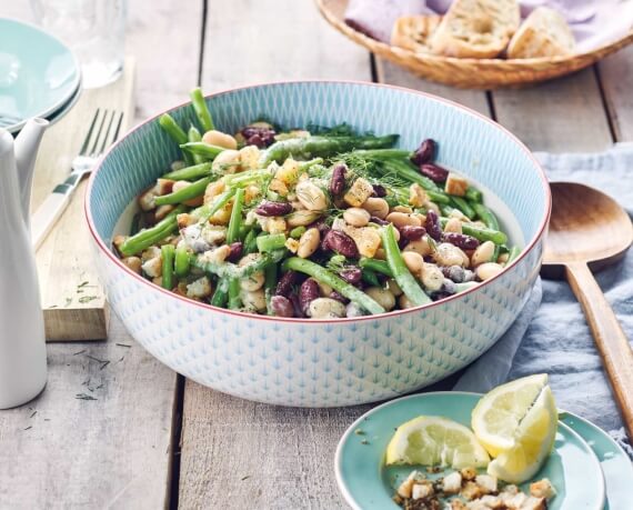 Dreierlei-Bohnen-Salat mit Croûtons