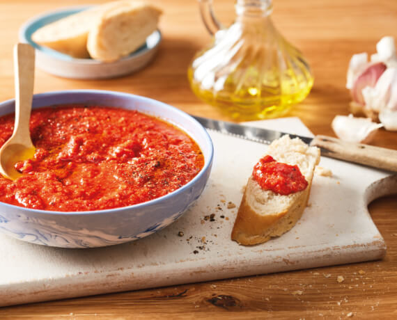 Tomaten-Paprika-Dip