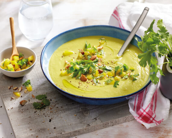 Avocado-Mandel-Suppe