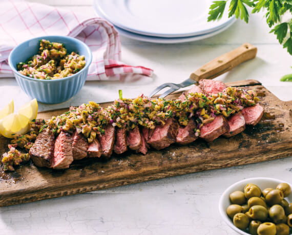 Rinderhüftsteak mit grünem Olivenpesto