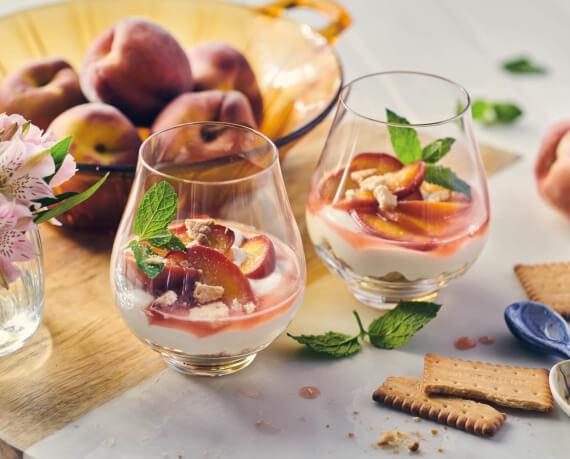 Schneller Pfirsich-Butterkeks-Trifle