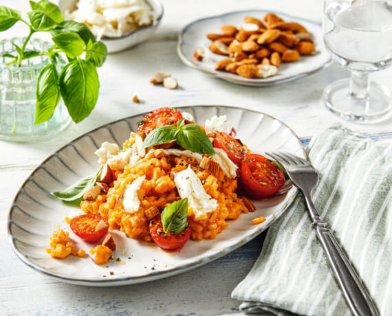 Risotto alla Caprese mit Mandeln