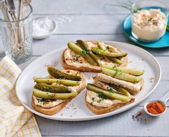 Brot mit Liptauer