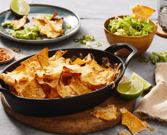 Überbackene Nachos mit Guacamole