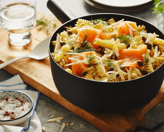 One-Pot-Pasta mit Lachs