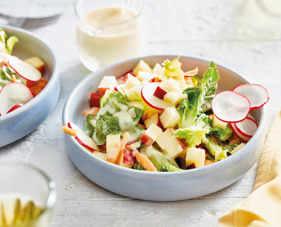 Frühlingssalat mit Apfel