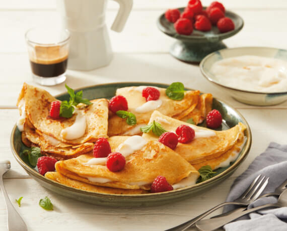 Vegane Crêpes mit Maracuja-Pfirsich-Kokosdessert