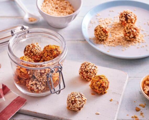 Carrot-Cake-Müsli-Balls