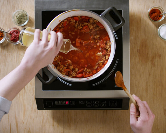 Dies ist Schritt Nr. 2 der Anleitung, wie man das Rezept Chili con Carne zubereitet.