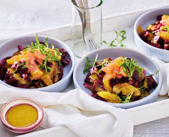 Rote-Bete-Orangen-Salat mit Lachs