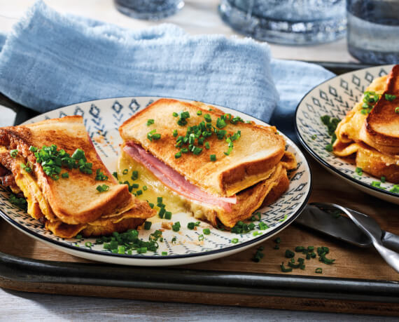 One Pan Breakfast Sandwich