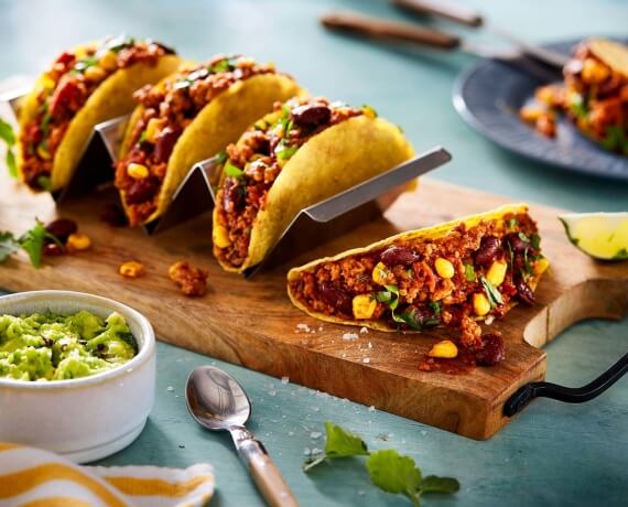 Veganer Tex Mex Taco mit Vemondo veganem Hack und Koriander