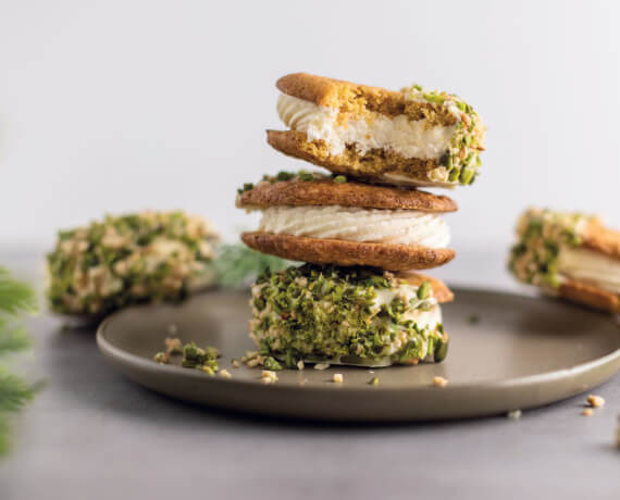 Carrot Cookies mit Vanille-Orangencreme