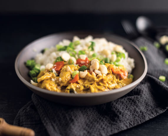 Hähnchen-Gemüse-Curry mit Reis