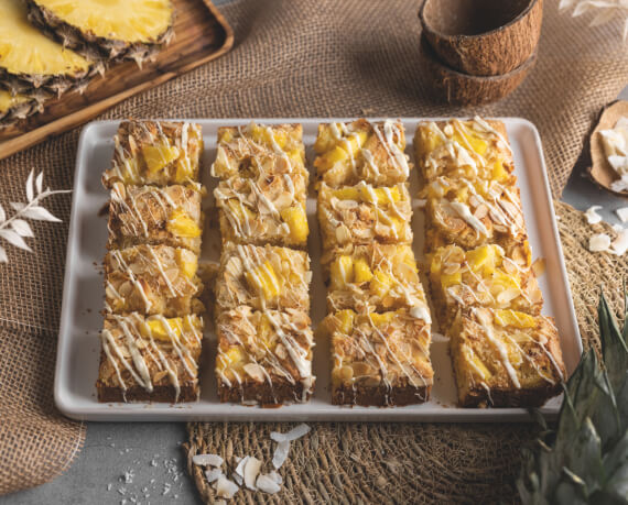 Piña Colada Blondies