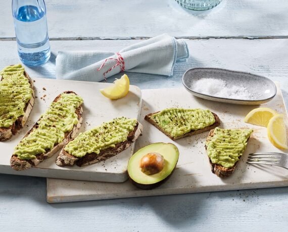 Belegtes Brot mit Avocado