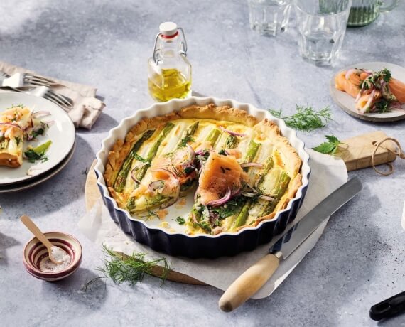 Spargelquiche mit Räucherlachs