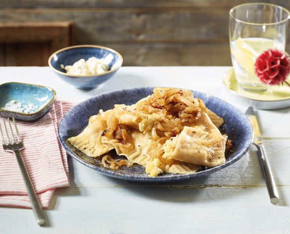 Wareniki – Maultaschen mit Füllung aus Sauerkraut und Kartoffeln