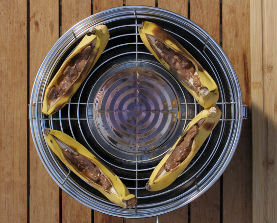 Dies ist Schritt Nr. 2 der Anleitung, wie man das Rezept Gegrillte Schoko-Banane zubereitet.