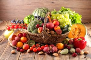 Obst und Gemüse - Stecken wirklich die meisten Vitamine in der Schale?