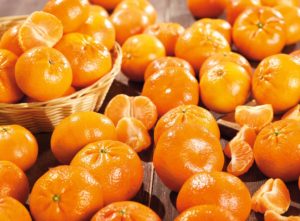 Wie unterscheiden sich Mandarinen und Clementinen voneinander?