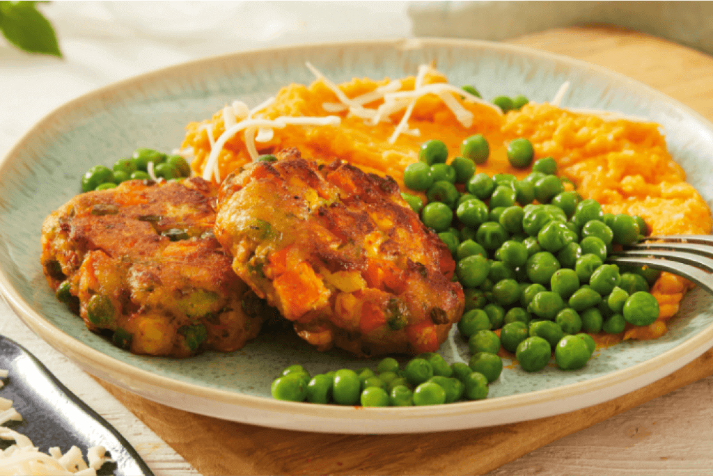 Vemondo Frikadelle auf Cheezy - Süßkartoffel Mash und gebratenen Erbsen