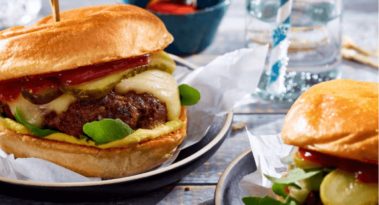 Cheeseburger mit Paprika