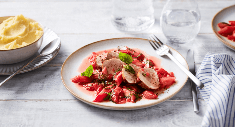 Schweinefilet mit Rhabarber-Gemüse