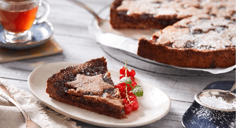 Vegane Linzertorte lecker zubereitet