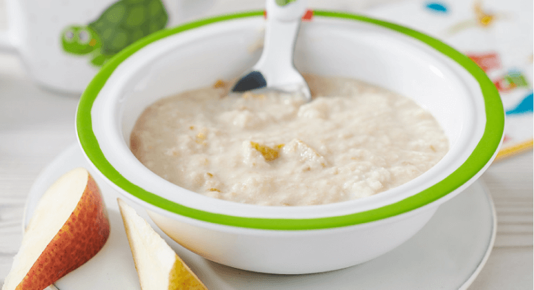 Babybrei mit Birne und Zwieback