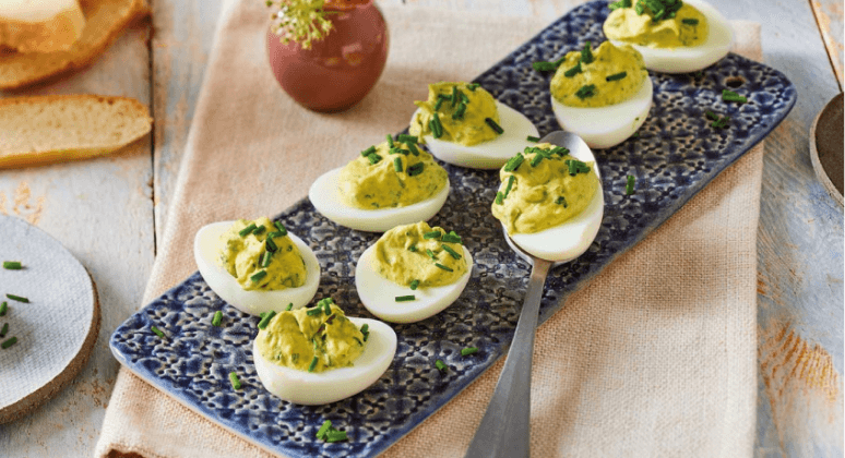 Gefüllte Eier mit Mayonnaisesauce