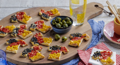 Blätterteig Trikots mit Oliven, Cherrytomaten und Mais
