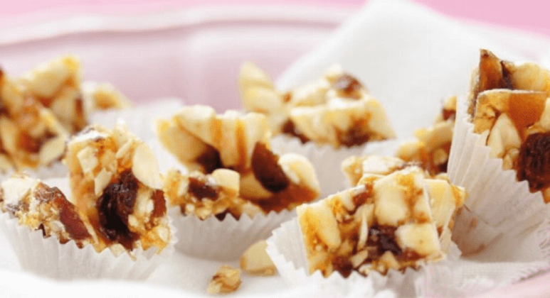 Mandel-Bites mit Zimt und Rosinen