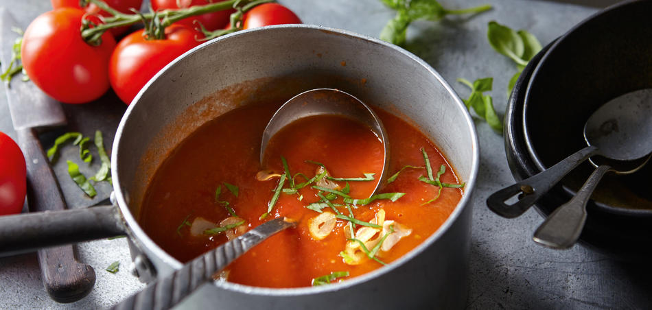 [Schnell &amp; einfach] Frische Tomatensuppe mit Basilikum | LIDL Kochen