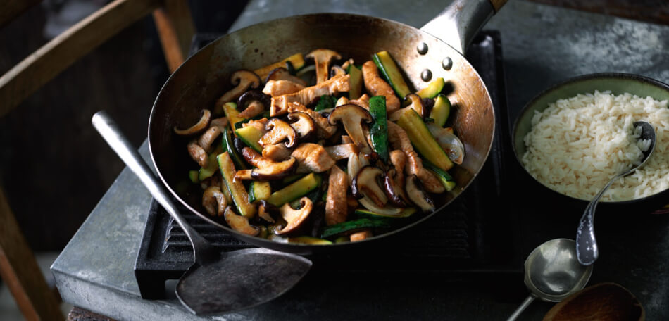 [Schnell &amp; einfach] Wok-Gemüse mit gebratener Pute und Reis | LIDL Kochen