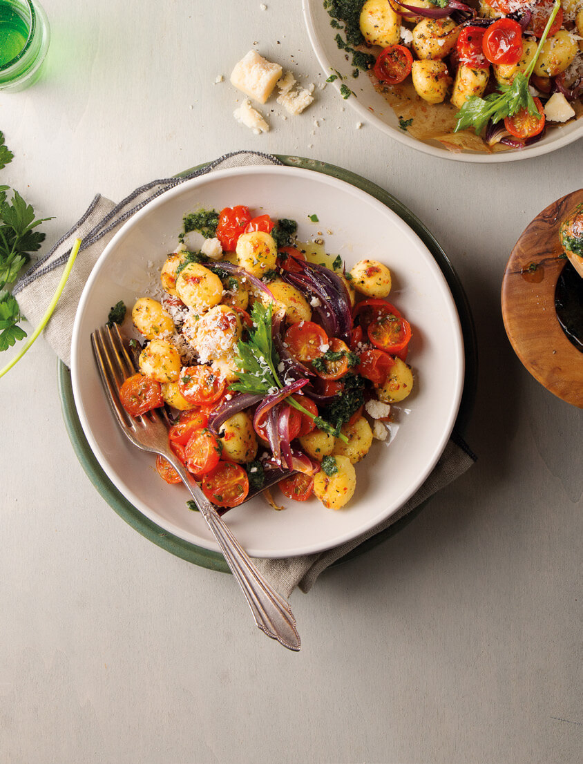 [Schnell & einfach] Gebratene Gnocchi in mediterraner Kräuterbutter mit