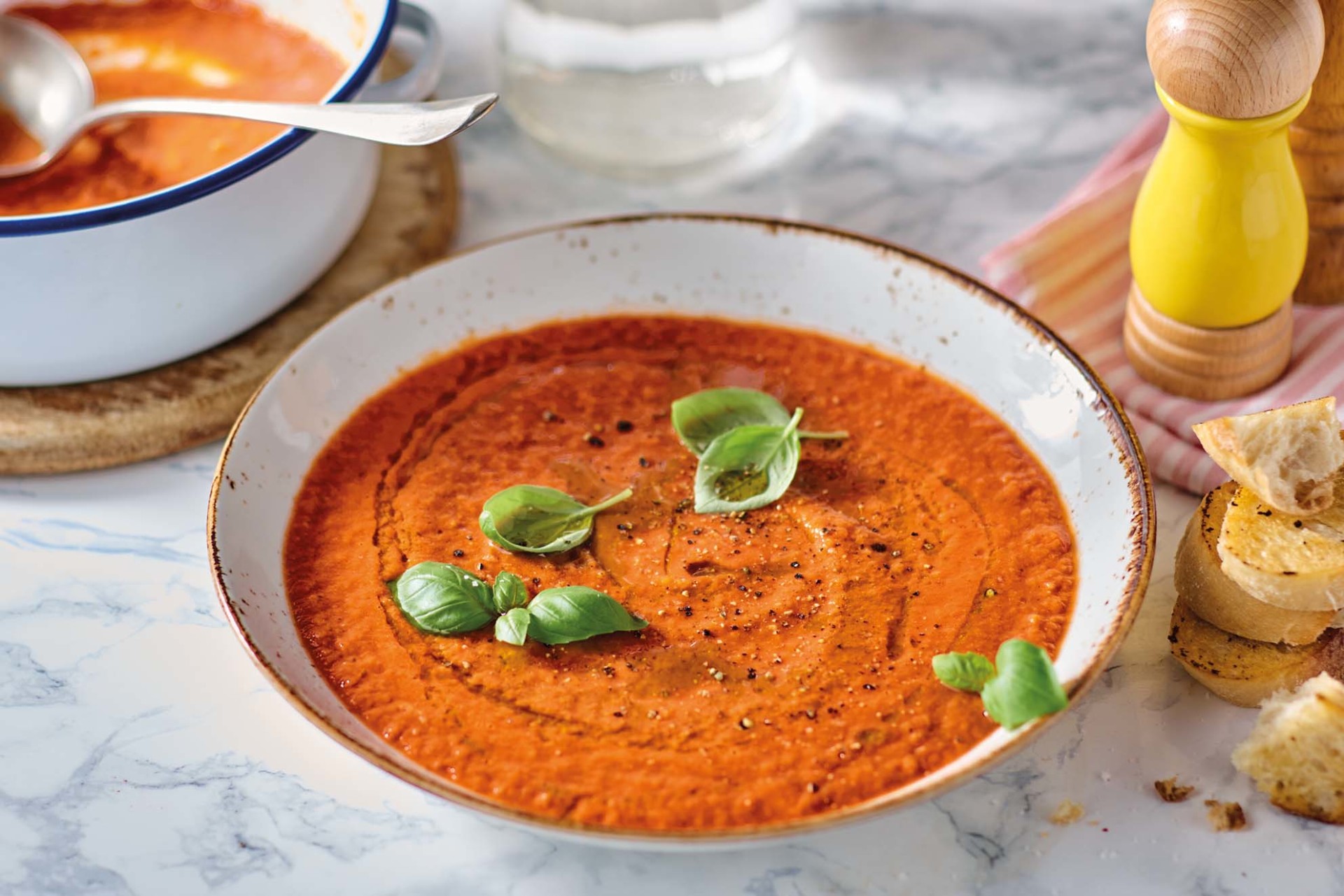 8 leckere Rezepte für Tomatensuppe